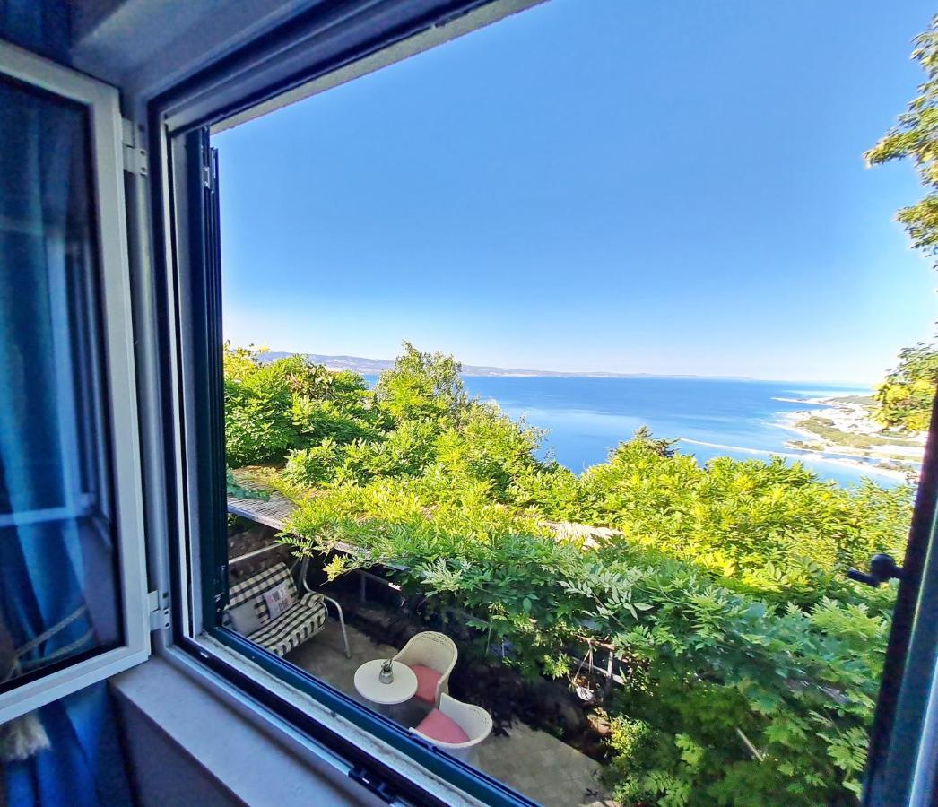 Apartment Ivana Borak Omis Exterior photo