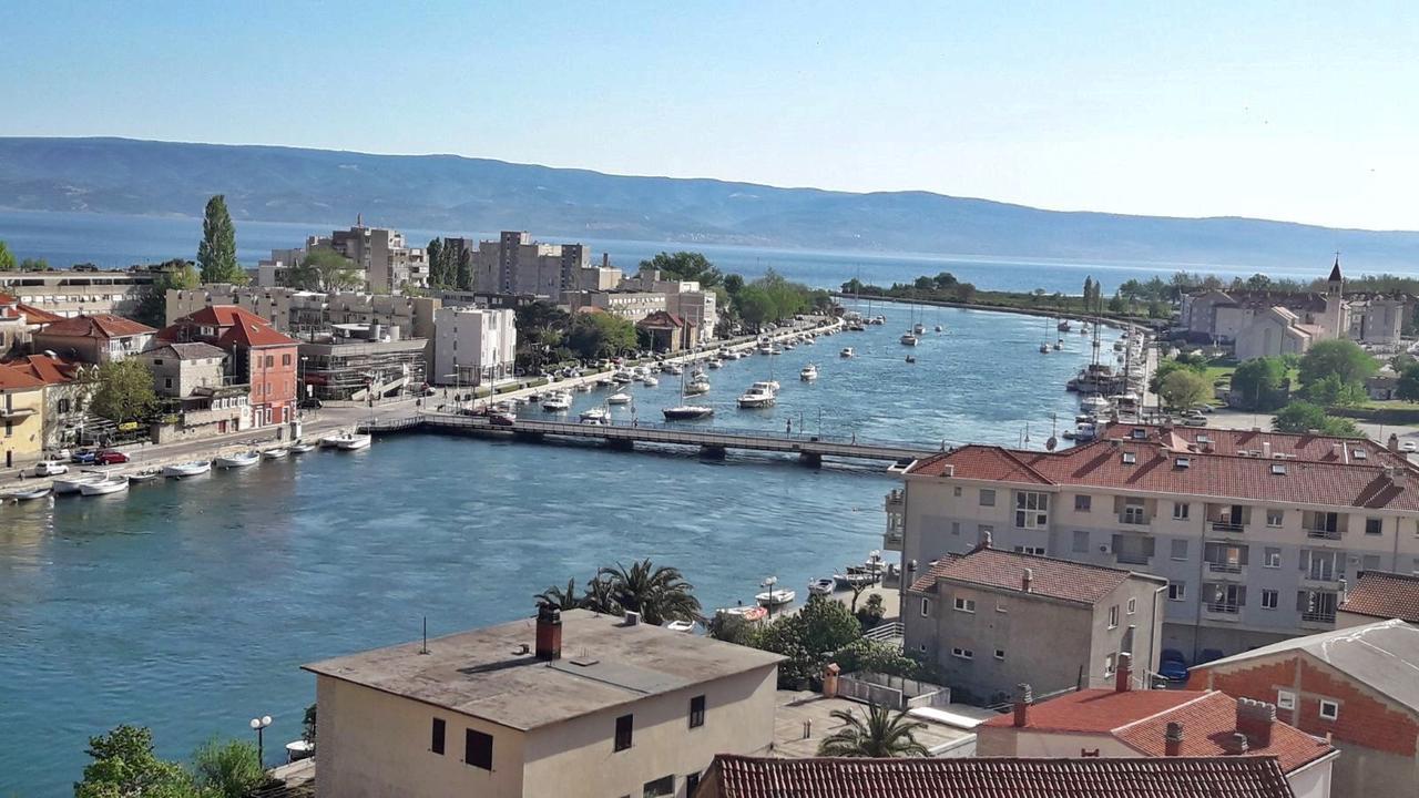 Apartment Ivana Borak Omis Exterior photo
